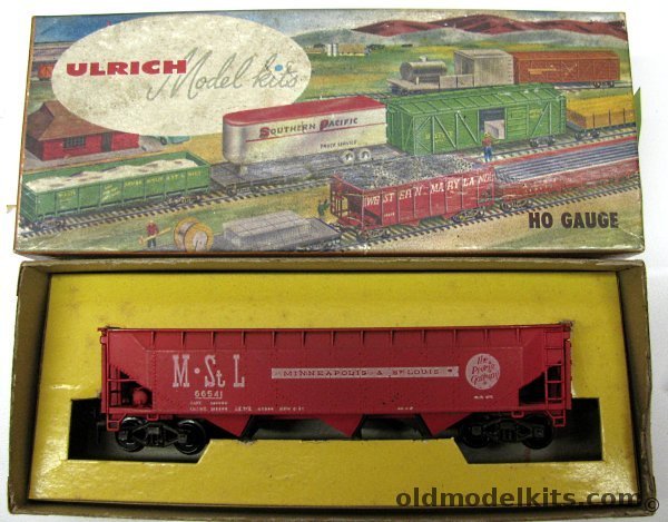 Ulrich HO Minneapolis & St. Louis 'The Peoria Gateway' Triple Hopper - Functioning HO Factory Assembled Car, RT2 plastic model kit